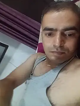 Snapshot of SexyBoy7703 chatting on August 7, 2026, 10:50 am SexyBoy7703 online show from August 7, 2026, 10:50 am
