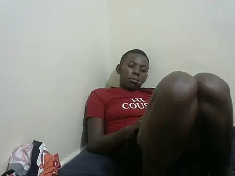 Snapshot of cute_avy0 chatting on July 13, 2026, 3:48 pm cute avy0 online show from July 13, 2026, 3:48 pm