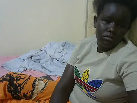 Snapshot of beauty_girl2 chatting on June 11, 2026, 12:32 am beauty girl2 online show from June 11, 2026, 12:32 am