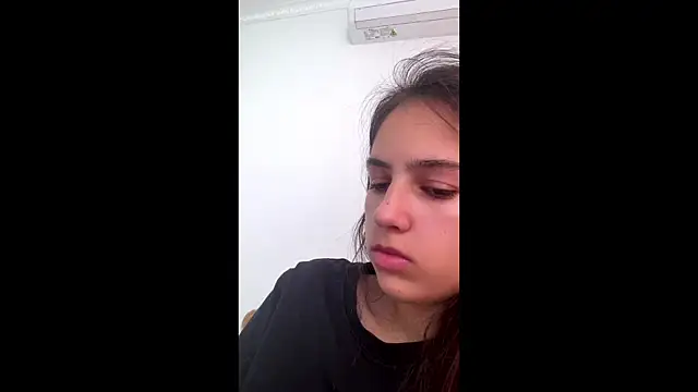 SindyKay online show from June 19, 2026, 5:12 am