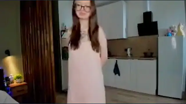 Snapshot of AnitaSchiesser chatting on June 1, 2026, 10:06 am AnitaSchiesser online show from June 1, 2026, 10:06 am