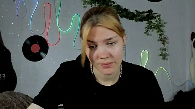 Milena Stasym online show from July 21, 2026, 6:27 am