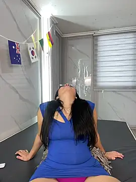 ValentinaLuciana online show from June 29, 2026, 12:49 pm