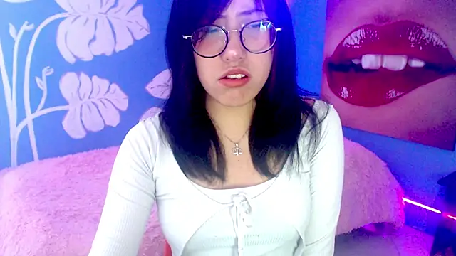Snapshot of eli_doll chatting on June 17, 2026, 11:23 am eli doll online show from June 17, 2026, 11:23 am