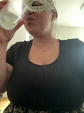 sweetcandygirl21 online show from June 21, 2026, 10:40 am