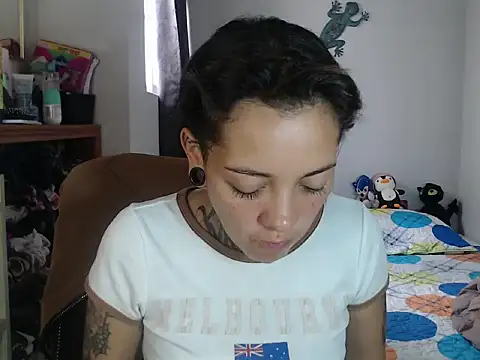 Snapshot of hanya23_ chatting on July 15, 2026, 6:02 pm hanya23 online show from July 15, 2026, 6:02 pm