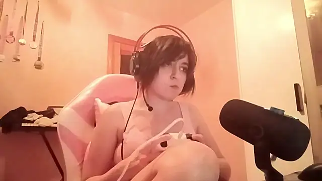 Snapshot of bunnyhoneylovehands chatting on June 11, 2026, 9:24 pm bunnyhoneylovehands online show from June 11, 2026, 9:24 pm