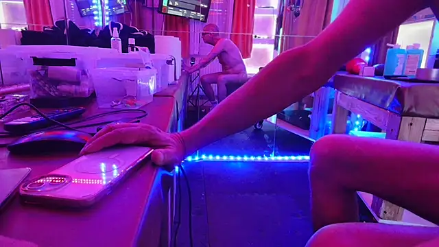 ffistingexpert online show from June 9, 2026, 7:47 pm