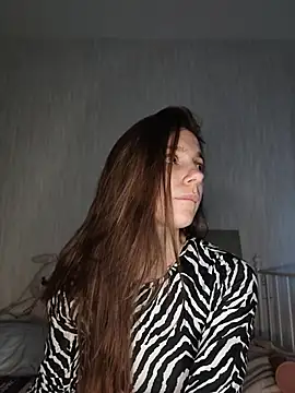 Snapshot of Eileenmurrr chatting on June 24, 2026, 4:00 am Eileenmurrr online show from June 24, 2026, 4:00 am