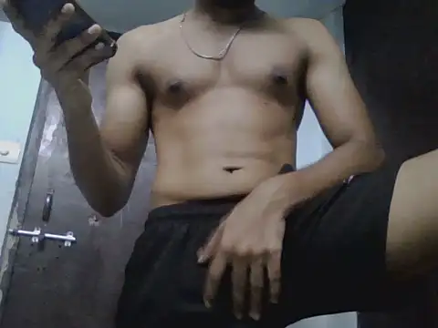 Snapshot of Hottie_Guy_hyd3 chatting on July 25, 2026, 10:57 am Hottie Guy hyd3 online show from July 25, 2026, 10:57 am