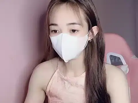 Alee8668 online show from June 15, 2026, 11:29 pm