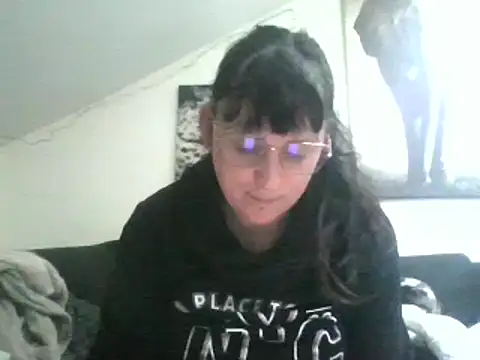 Snapshot of sexujuly88 chatting on December 13, 2024, 8:20 am sexujuly88 online show from December 13, 2024, 8:20 am