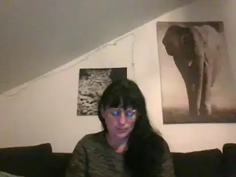 Snapshot of sexujuly88 chatting on December 19, 2024, 10:21 pm sexujuly88 online show from December 19, 2024, 10:21 pm