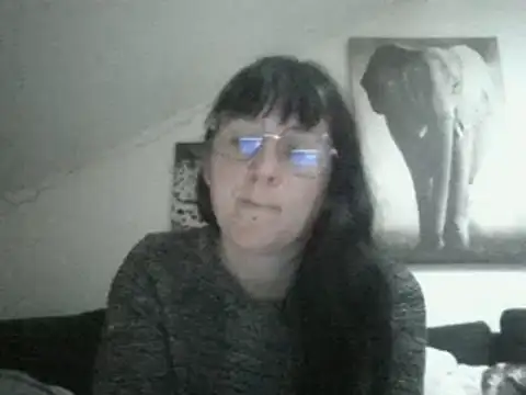 Snapshot of sexujuly88 chatting on December 20, 2024, 8:28 am sexujuly88 online show from December 20, 2024, 8:28 am