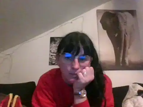 Snapshot of sexujuly88 chatting on January 8, 2025, 10:27 pm sexujuly88 online show from January 8, 2025, 10:27 pm