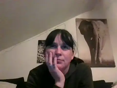 Snapshot of sexujuly88 chatting on February 14, 2025, 10:14 pm sexujuly88 online show from February 14, 2025, 10:14 pm