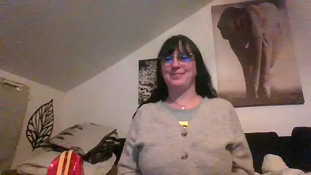 Snapshot of sexujuly88 chatting on November 11, 2025, 10:21 pm sexujuly88 online show from November 11, 2025, 10:21 pm