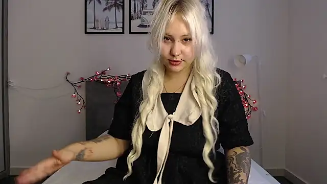 Snapshot of Martela_meri chatting on June 10, 2026, 10:25 am Martela meri online show from June 10, 2026, 10:25 am