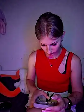 Snapshot of carolinaXlove chatting on July 22, 2026, 8:22 pm carolinaXlove online show from July 22, 2026, 8:22 pm