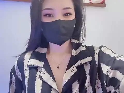 Snapshot of Annie_Nie chatting on July 17, 2026, 8:32 am Annie Nie online show from July 17, 2026, 8:32 am