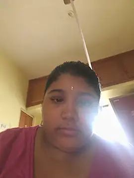 meenaqueen online show from June 4, 2026, 5:35 am