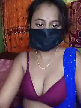Snapshot of Sayanichatterjee024 chatting on July 3, 2026, 10:43 am Sayanichatterjee024 online show from July 3, 2026, 10:43 am