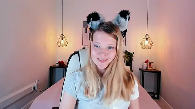 Snapshot of anita_Hitteys chatting on July 17, 2026, 7:59 am anita Hitteys online show from July 17, 2026, 7:59 am