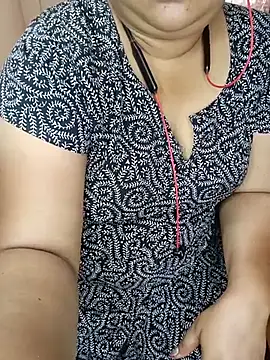 Snapshot of silky_rose29 chatting on July 14, 2026, 9:03 am silky rose29 online show from July 14, 2026, 9:03 am