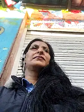 Snapshot of ALEJANDRA__28 chatting on July 6, 2026, 12:46 pm ALEJANDRA 28 online show from July 6, 2026, 12:46 pm