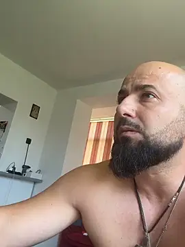 aviaboy online show from June 10, 2026, 11:09 am