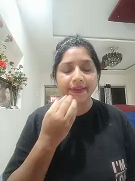 Snapshot of Baby_g77 chatting on August 6, 2026, 5:48 pm Baby g77 online show from August 6, 2026, 5:48 pm