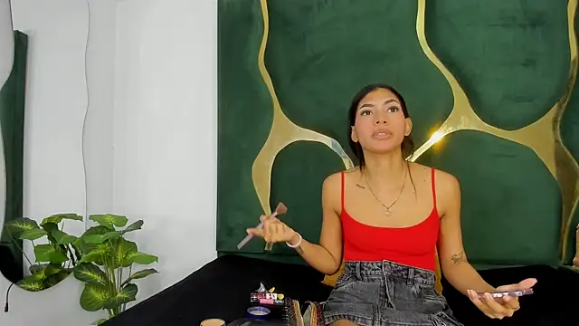 Snapshot of Mila_petiteasm chatting on July 15, 2026, 12:43 pm Mila petiteasm online show from July 15, 2026, 12:43 pm