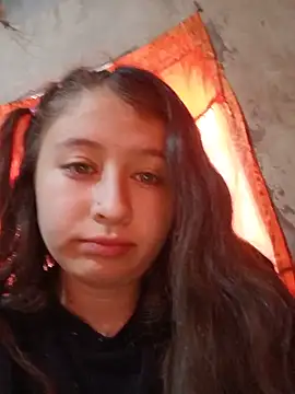 Snapshot of estrella_348 chatting on June 11, 2026, 3:54 pm estrella 348 online show from June 11, 2026, 3:54 pm