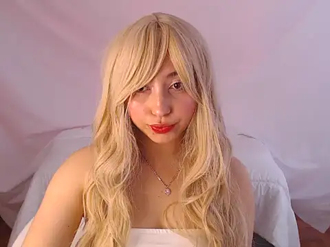 Snapshot of Han_Minji chatting on July 13, 2026, 6:55 pm Han Minji online show from July 13, 2026, 6:55 pm