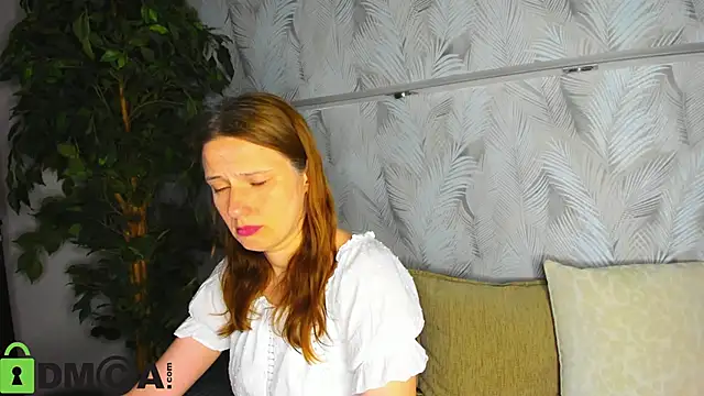 Snapshot of Kathrine-Meyer chatting on June 10, 2026, 1:06 am Kathrine-Meyer online show from June 10, 2026, 1:06 am