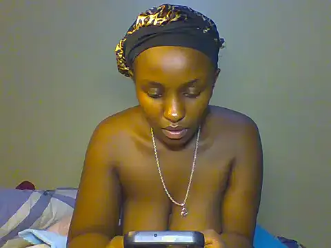 Sexie bobbies online show from June 25, 2026, 8:13 pm