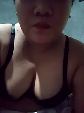 Cutie Lily02 online show from July 7, 2026, 12:53 pm