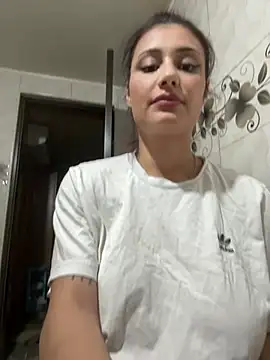 Snapshot of sexxycouple43 chatting on July 5, 2026, 7:43 pm sexxycouple43 online show from July 5, 2026, 7:43 pm