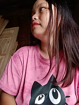 Linna-bae online show from June 17, 2026, 12:35 am