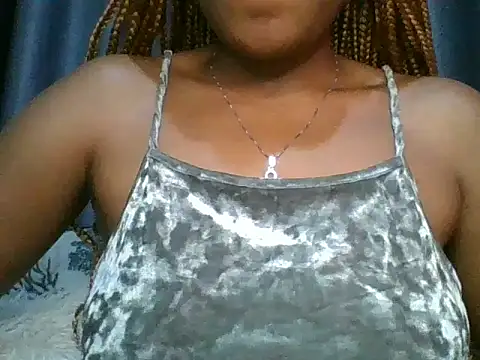 Snapshot of CreamyQueen254 chatting on July 17, 2026, 7:52 pm CreamyQueen254 online show from July 17, 2026, 7:52 pm