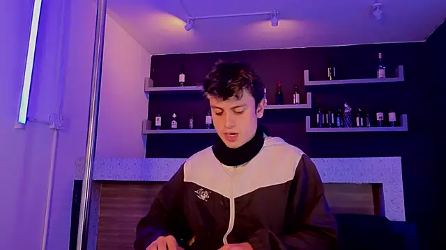 angel still  online show from June 12, 2026, 3:27 am