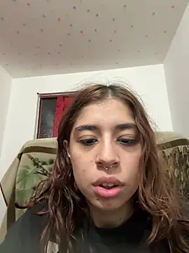 Snapshot of Cherry_Luna1 chatting on June 19, 2026, 11:41 pm Cherry Luna1 online show from June 19, 2026, 11:41 pm