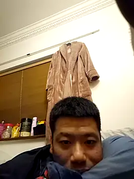 Snapshot of hongzison chatting on July 6, 2026, 12:51 am hongzison online show from July 6, 2026, 12:51 am
