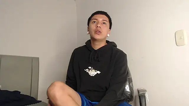 Owenn  blueee online show from July 22, 2026, 6:11 pm