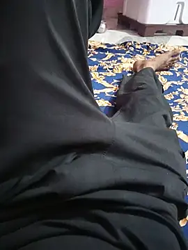 Snapshot of dmaxsex28 chatting on August 2, 2026, 6:50 pm dmaxsex28 online show from August 2, 2026, 6:50 pm