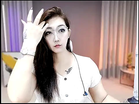 Mimi131499 online show from June 26, 2026, 10:52 am