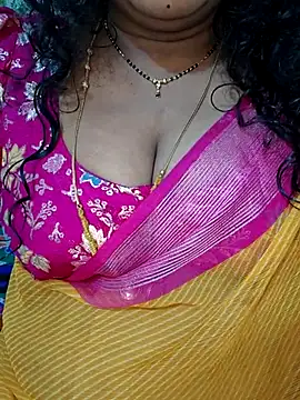 Snapshot of Luckypapa_telugu chatting on July 20, 2026, 5:44 am Luckypapa telugu online show from July 20, 2026, 5:44 am