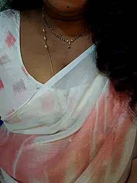 Snapshot of Luckypapa_telugu chatting on July 21, 2026, 4:48 am Luckypapa telugu online show from July 21, 2026, 4:48 am