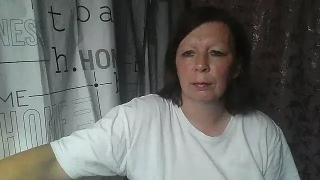 Schastlivaya43 online show from June 17, 2026, 2:40 pm