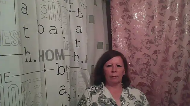 Schastlivaya43 online show from June 18, 2026, 6:56 pm